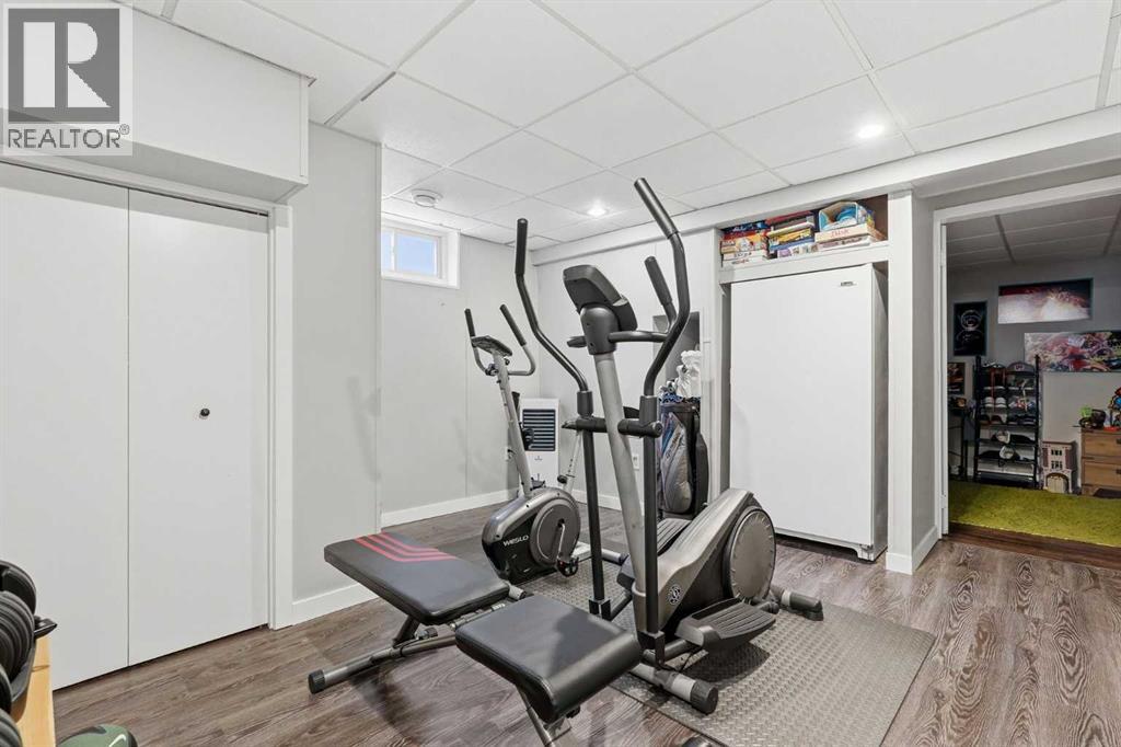 51 Aberdare Way NE - 26