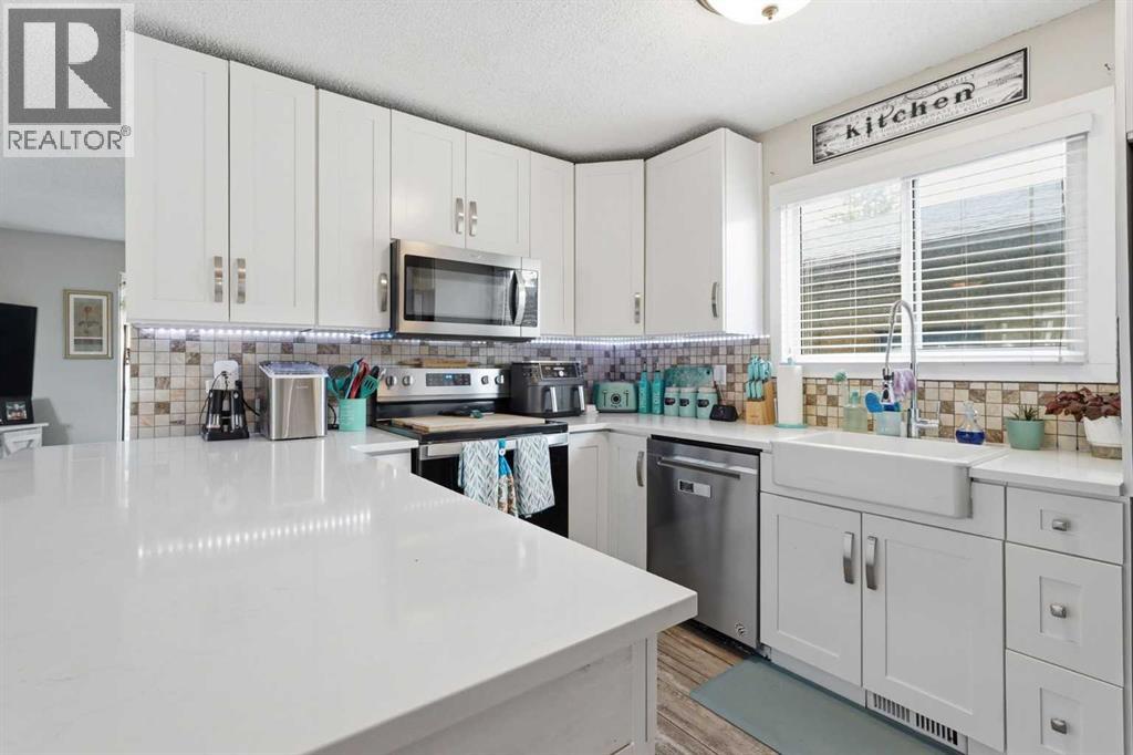 51 Aberdare Way NE - 9