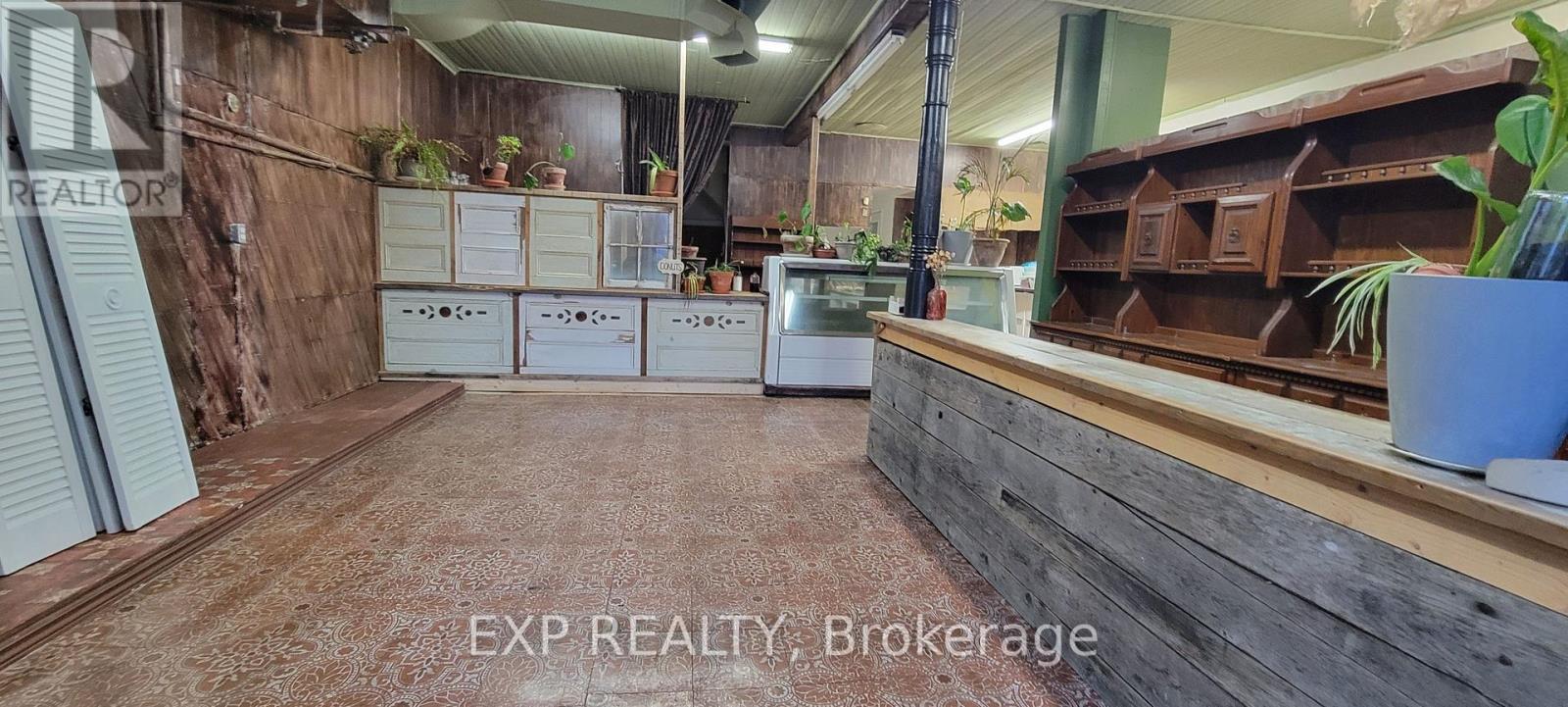1085 Labrosse Street — photo 17