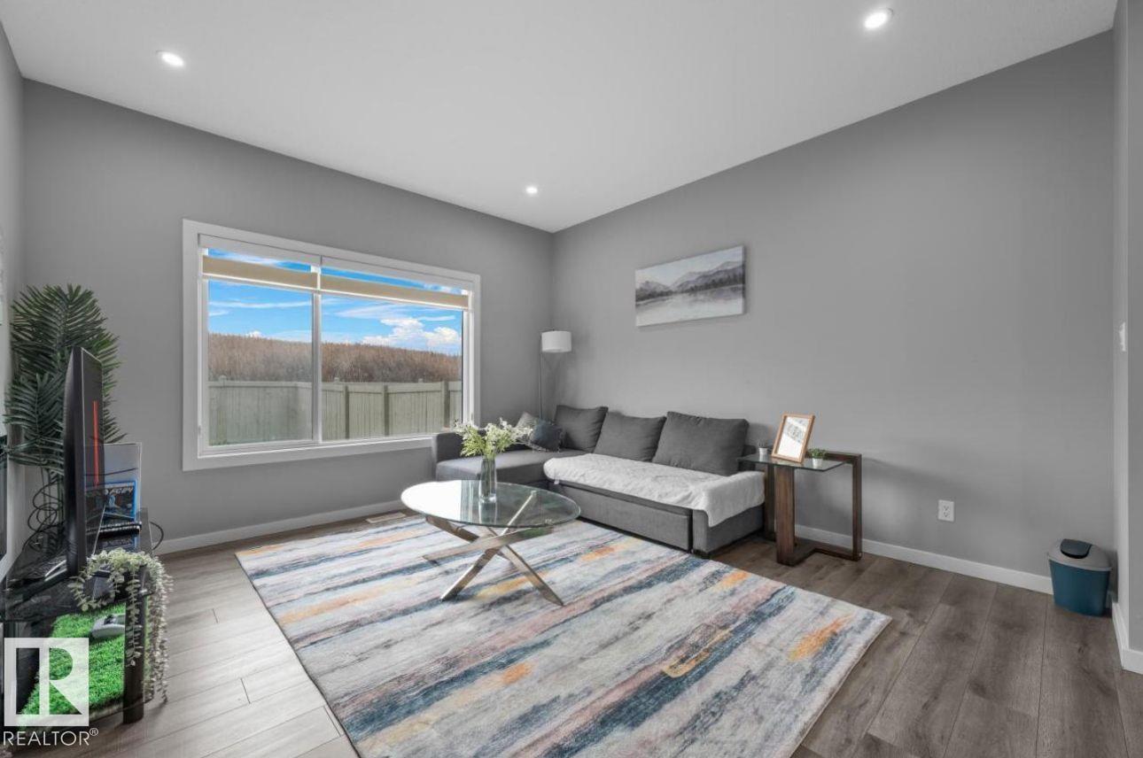 243 39 AV NW NW - 13