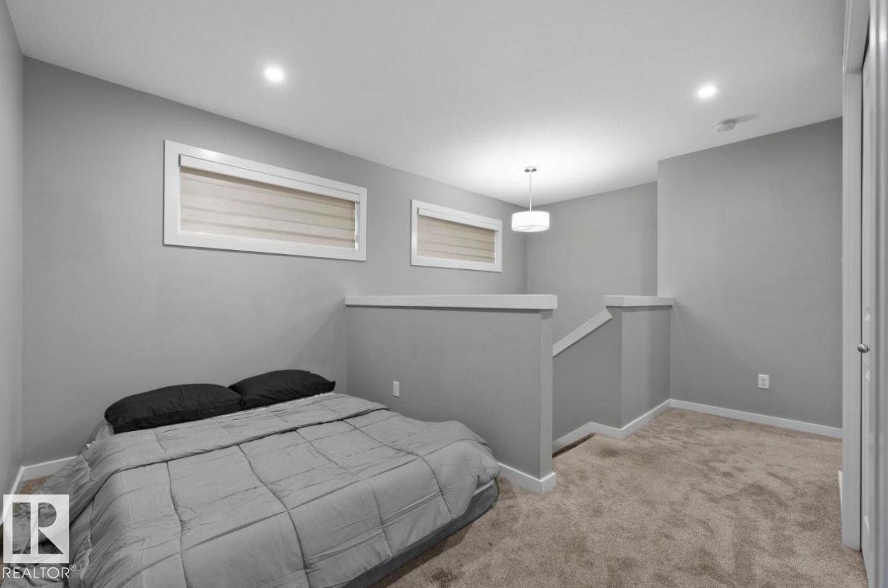 243 39 AV NW NW - 25