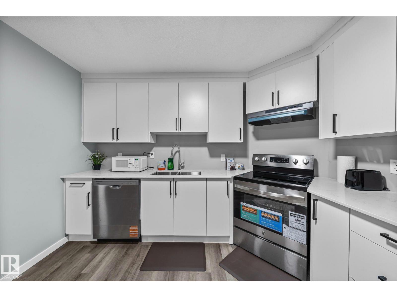 243 39 AV NW NW - 38