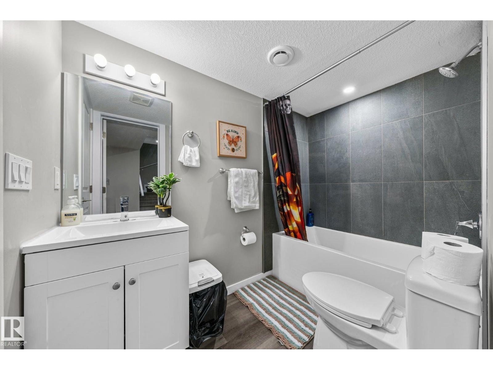 243 39 AV NW NW - 41