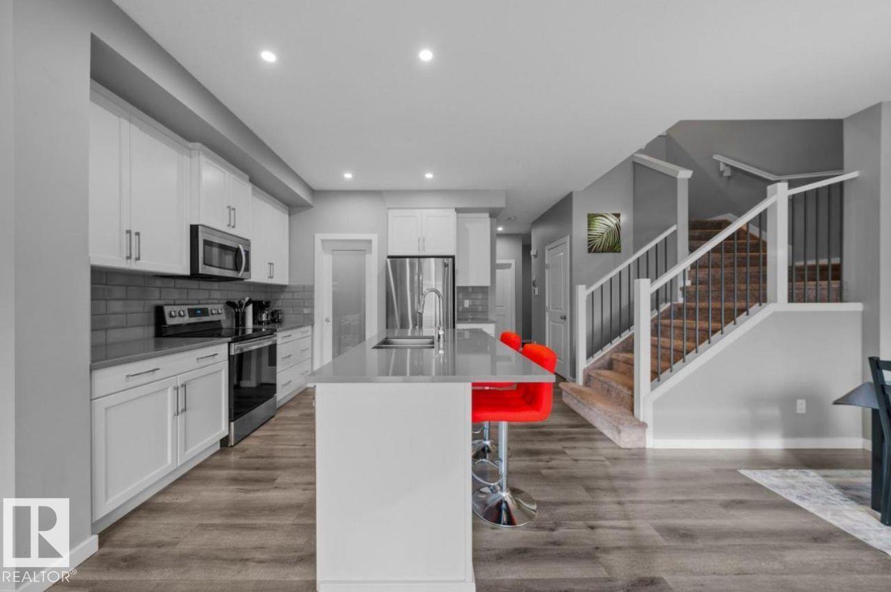 243 39 AV NW NW - 7