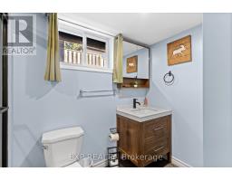 34 Connor Drive, Whitchurch Stouffville, ON L4A7X3 Photo 16