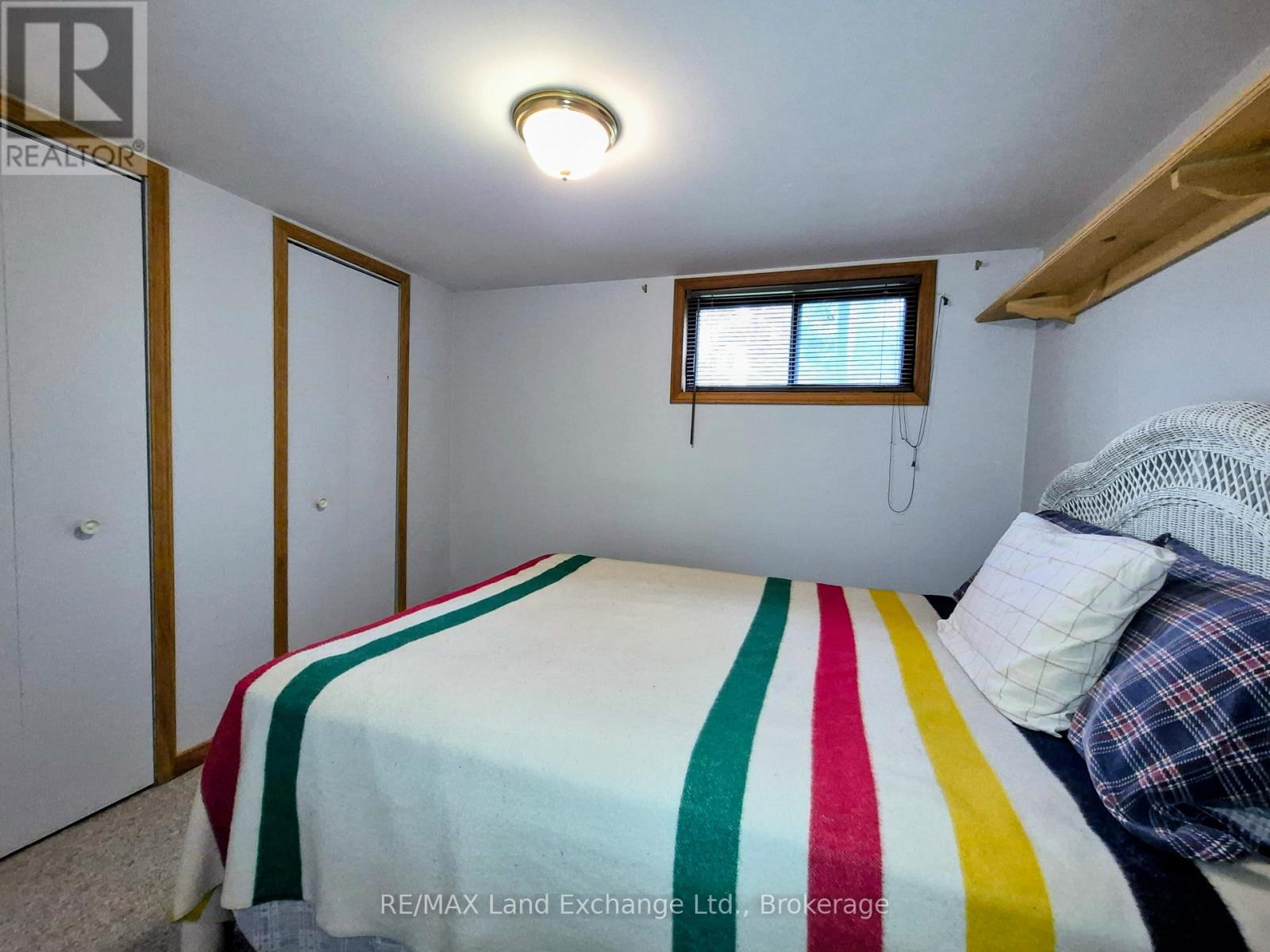 213 HURON ROAD - 19
