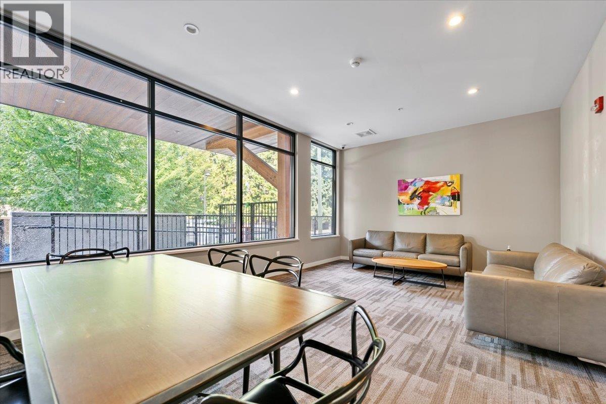 3F 717 BRESLAY STREET, Coquitlam