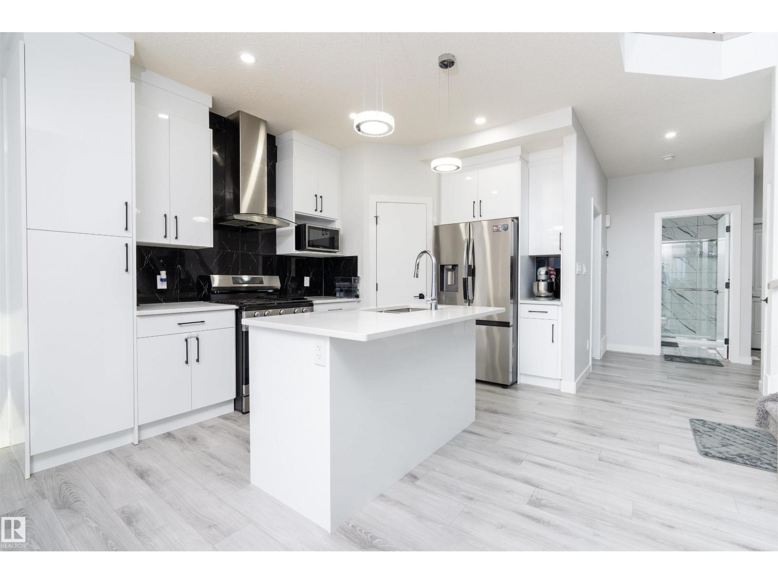 3620 41 Ave - 9