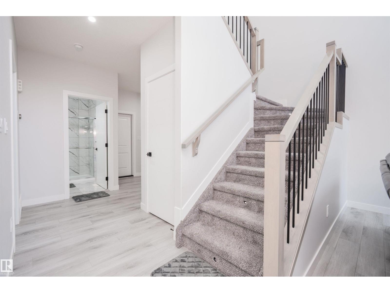 3620 41 Ave - 7