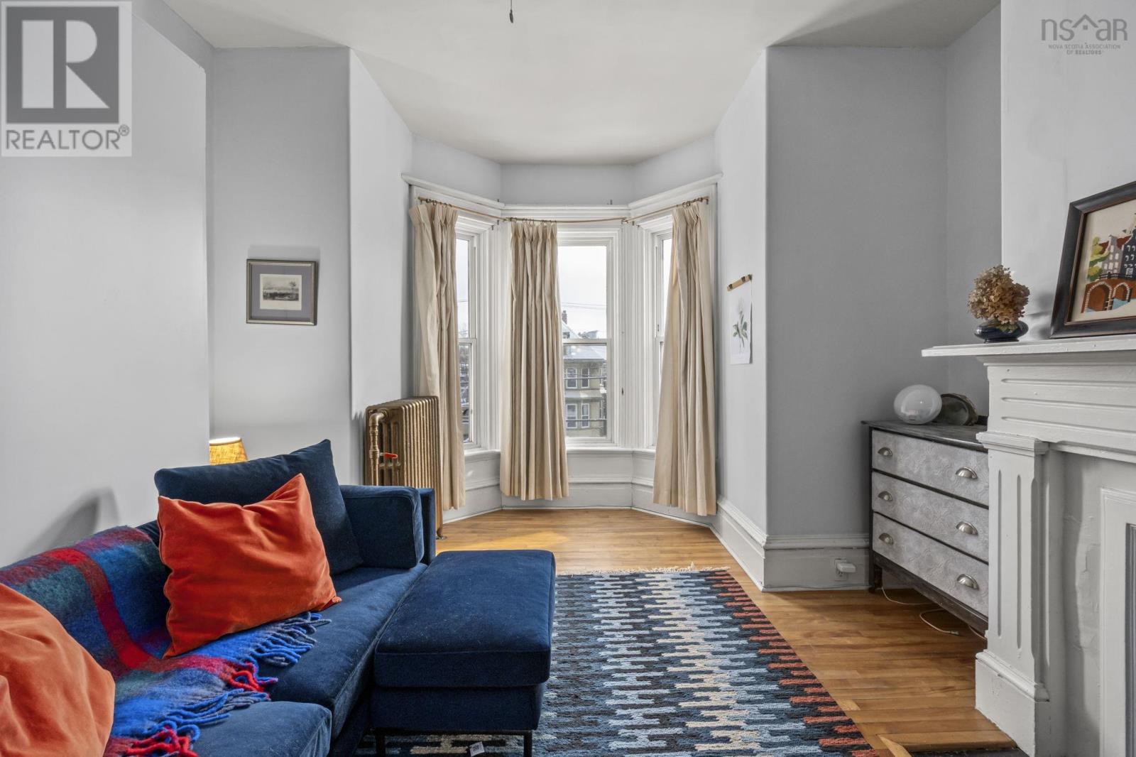 1378 Robie Street - 31