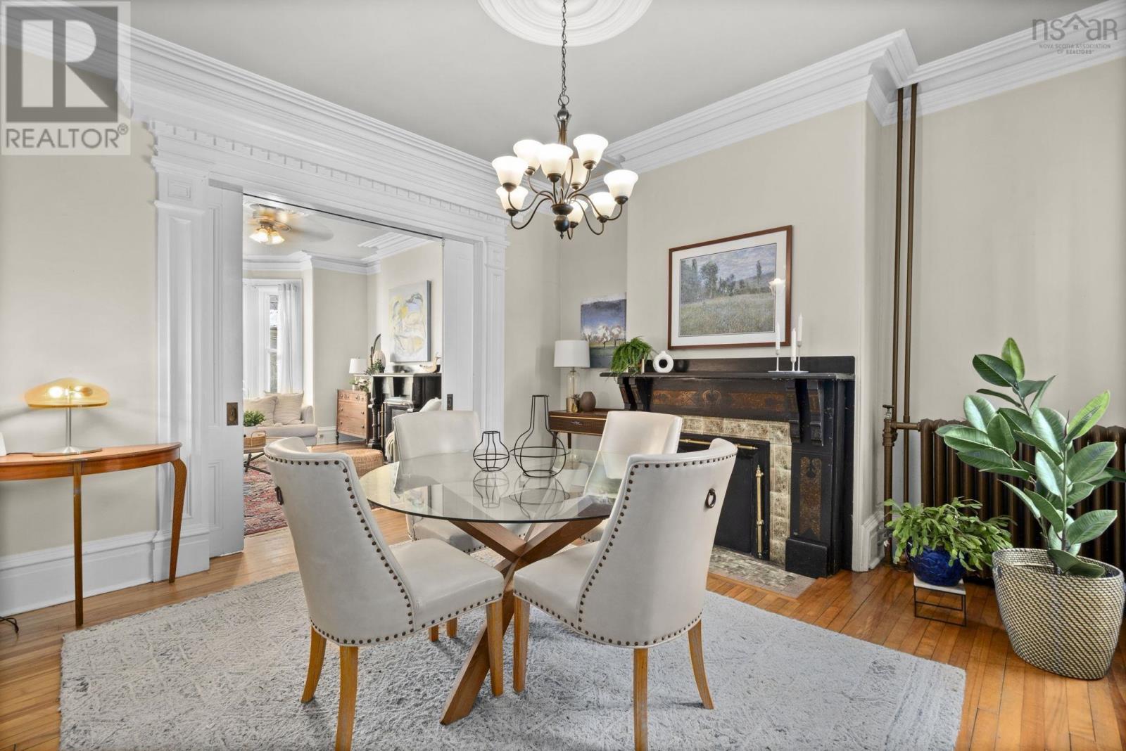 1378 Robie Street - 9