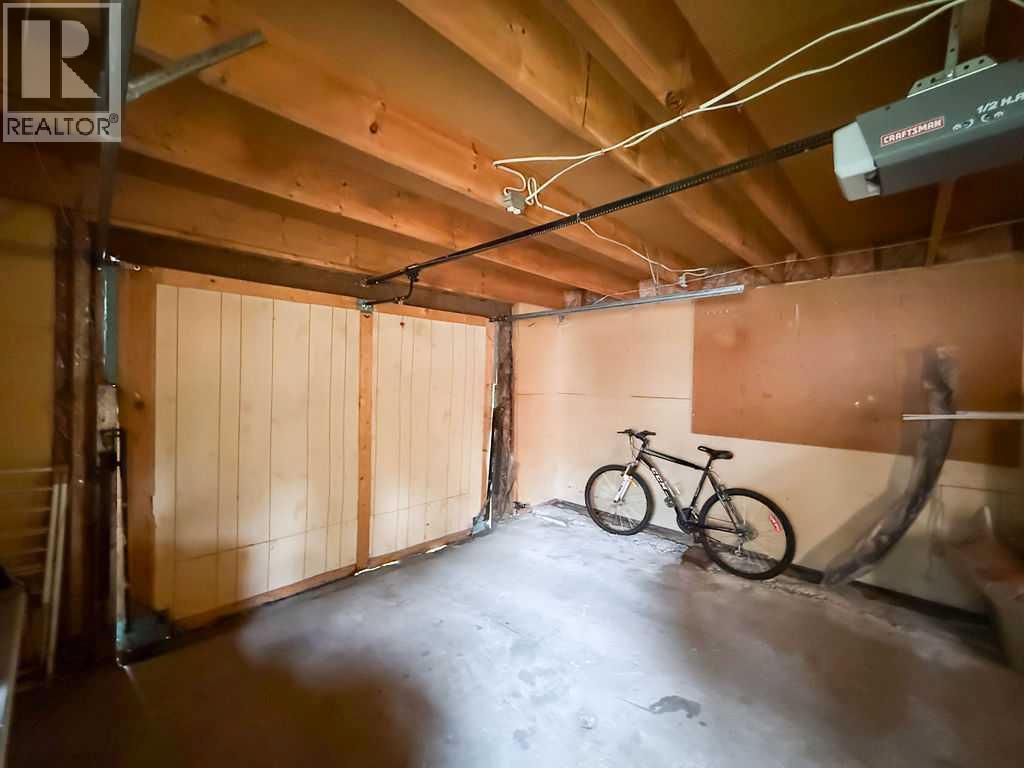 5520 49 Street — photo 24