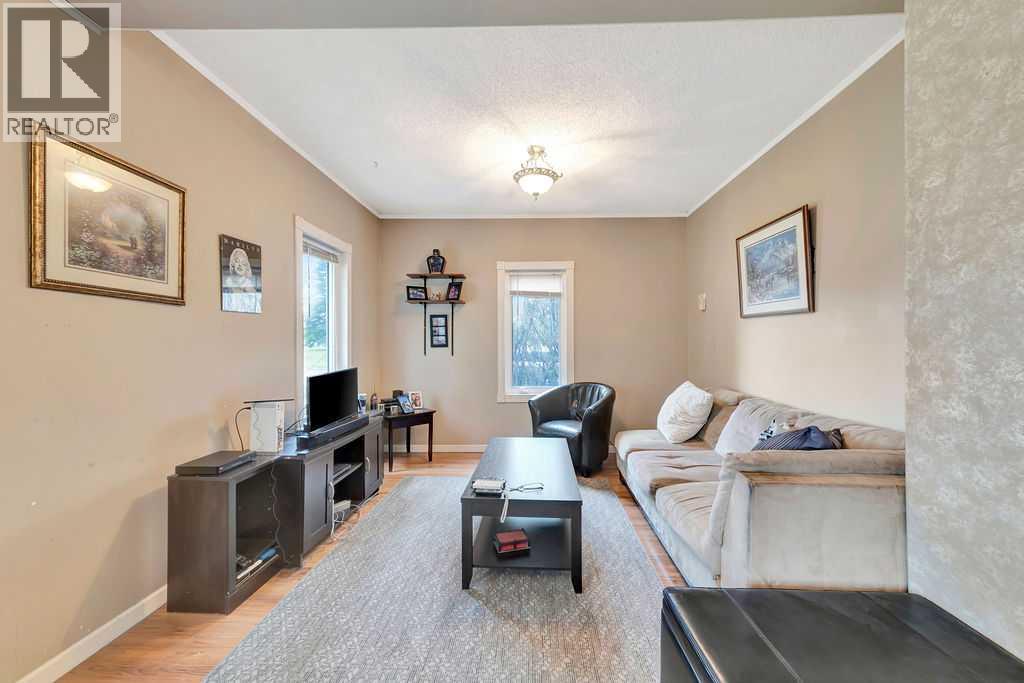 5520 49 Street — photo 11