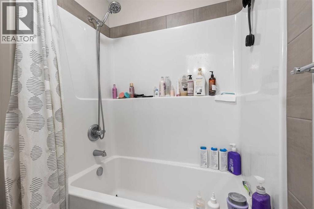 107 Lucas Terrace NW - 37