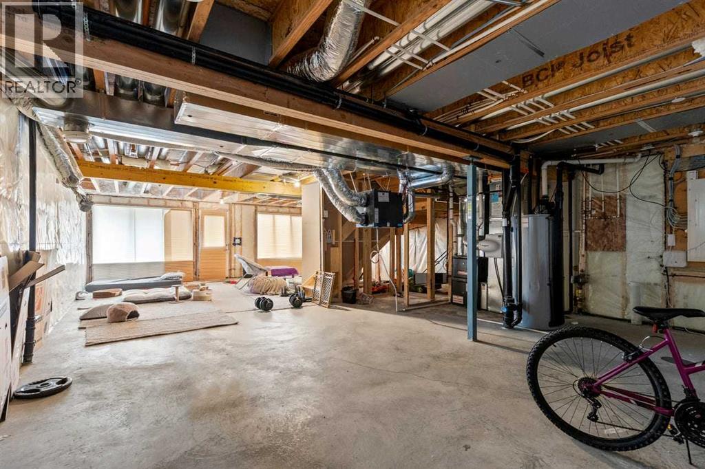 107 Lucas Terrace NW - 43