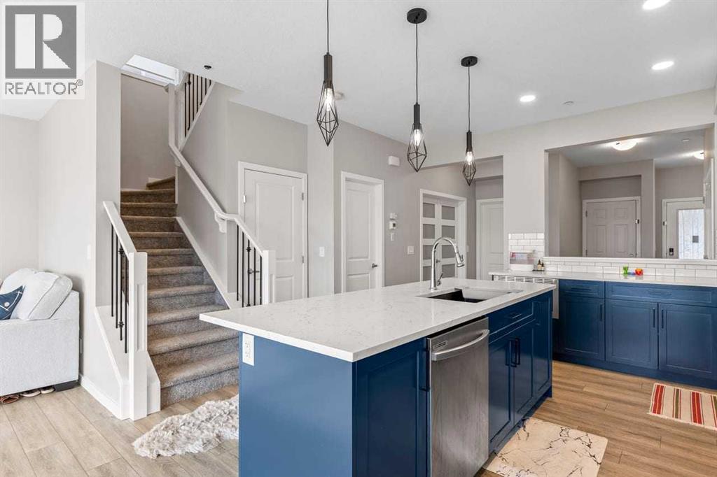 107 Lucas Terrace NW - 9
