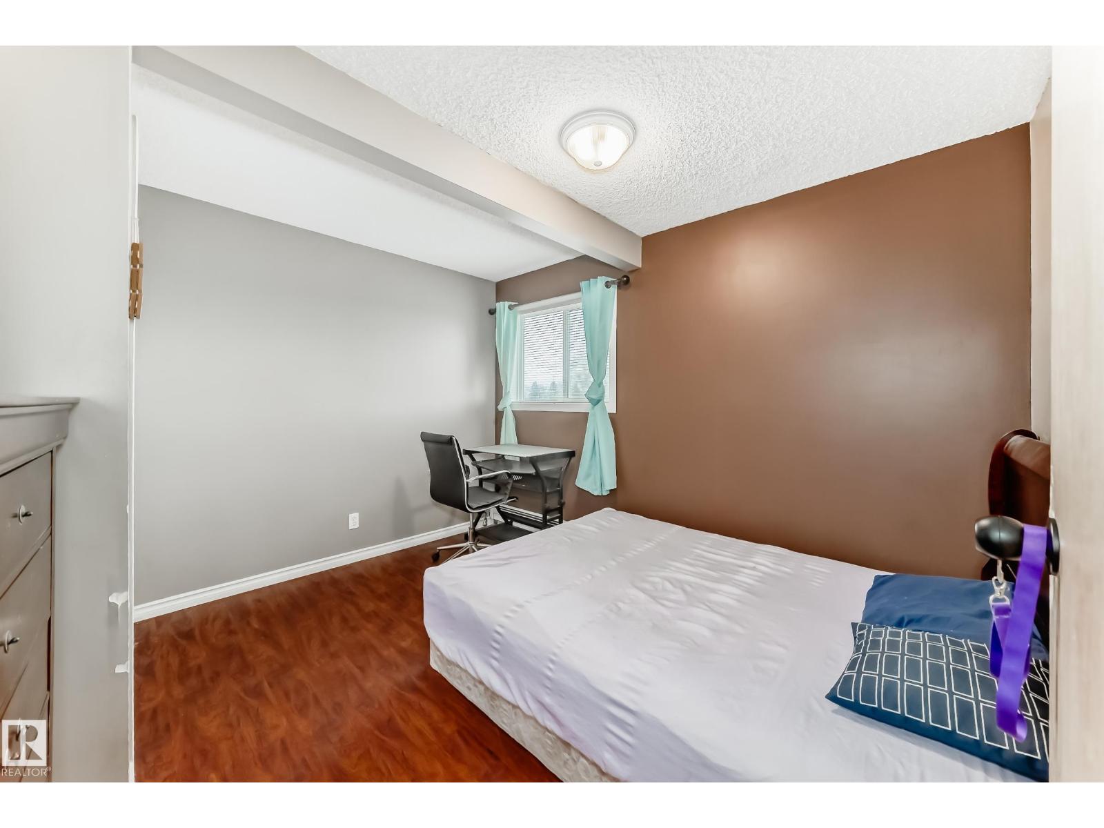 #305 12710 127 ST NW - 12