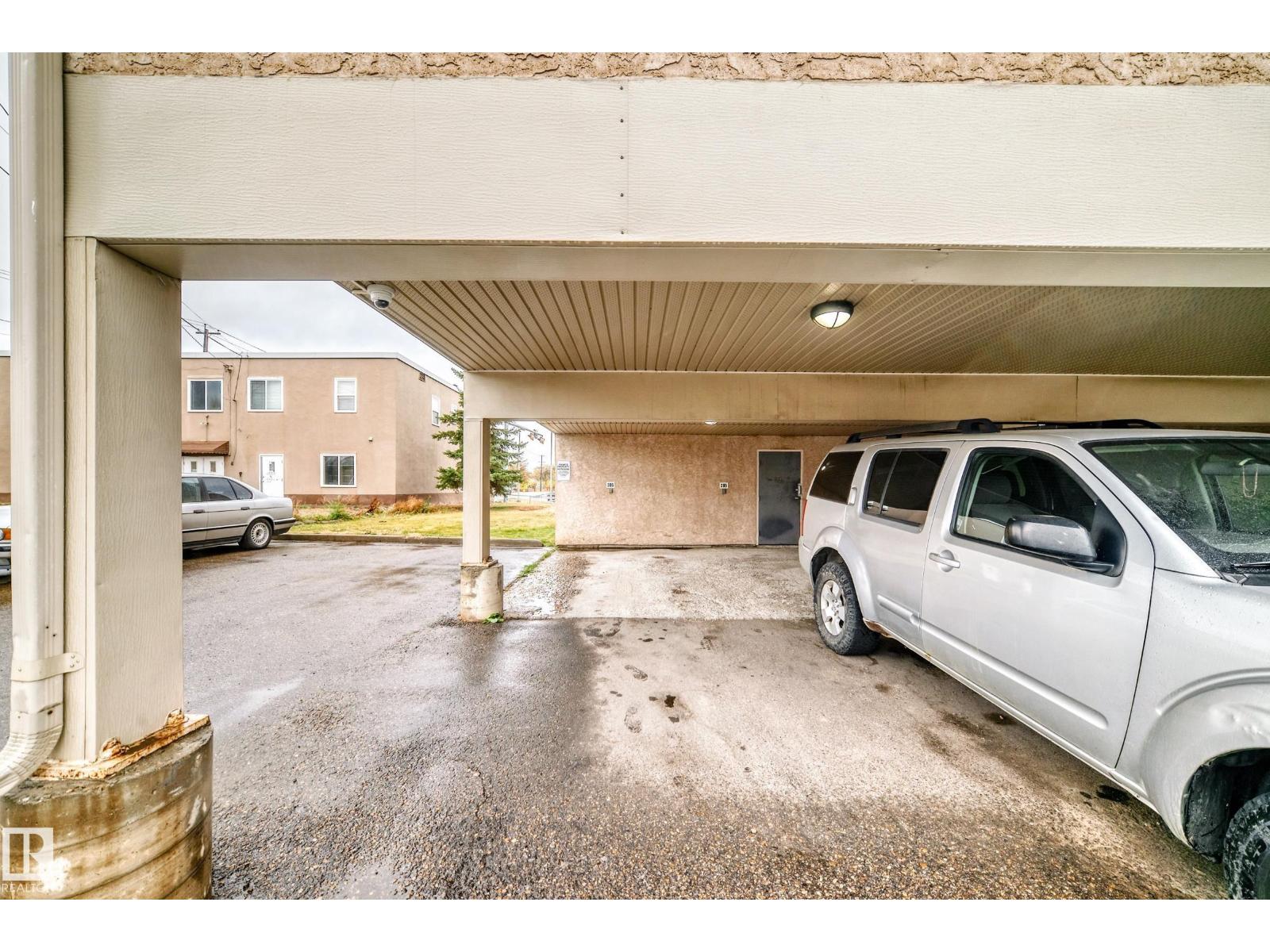#305 12710 127 ST NW - 19