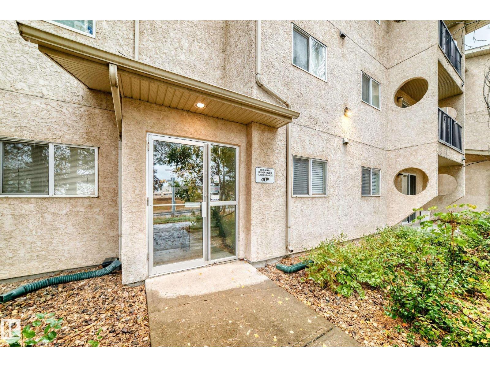 #305 12710 127 ST NW - 22