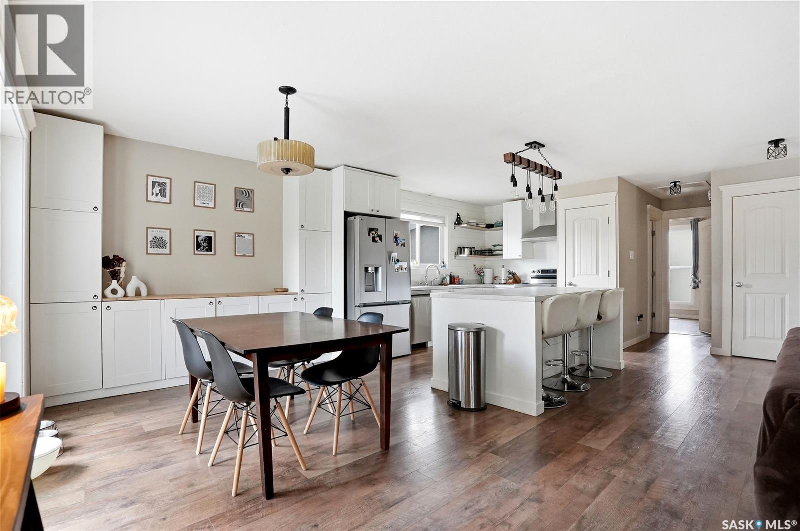 405 St Laurent CRESCENT - 11