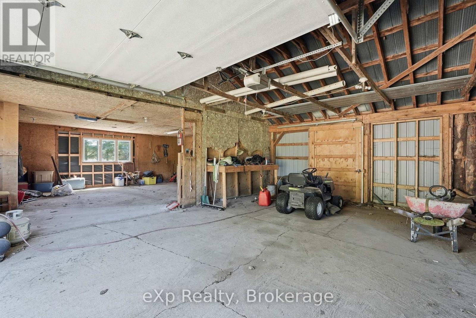 174364 MULOCK ROAD - 32