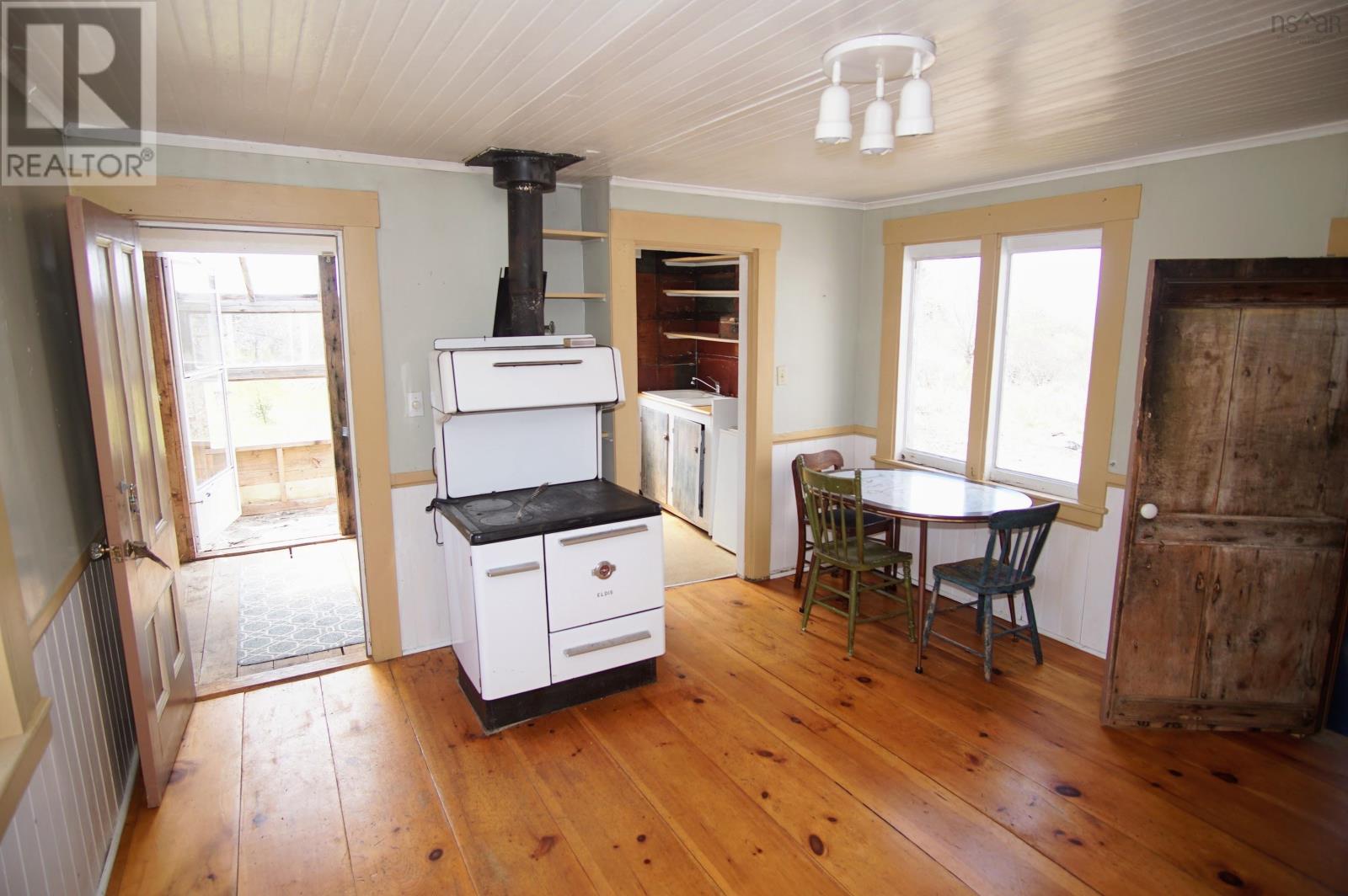 Property 20 of 49 of 356 Black Point Road,