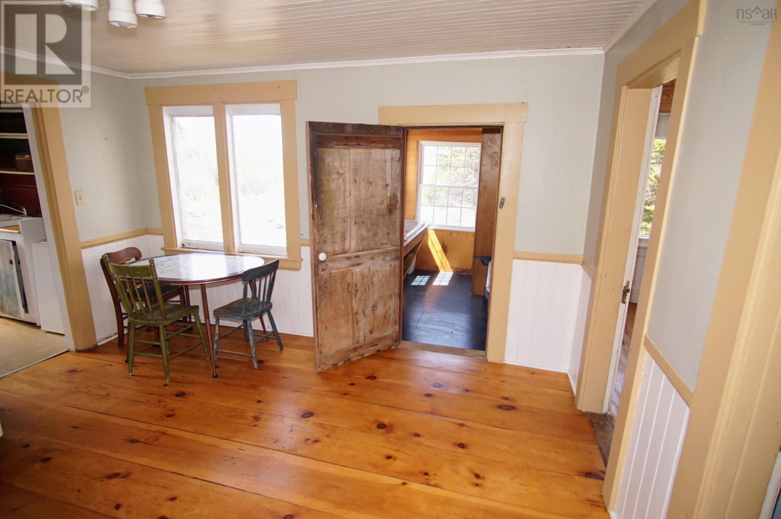 Property 1 of 49 of 356 Black Point Road,