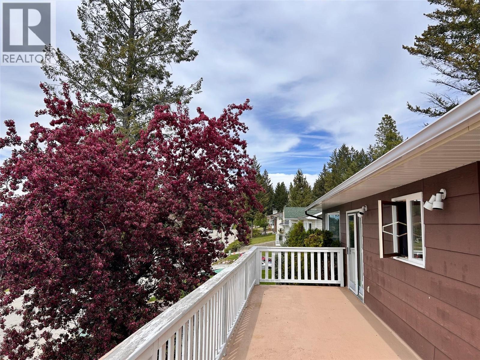 1812 Mt Nelson Crescent - 25