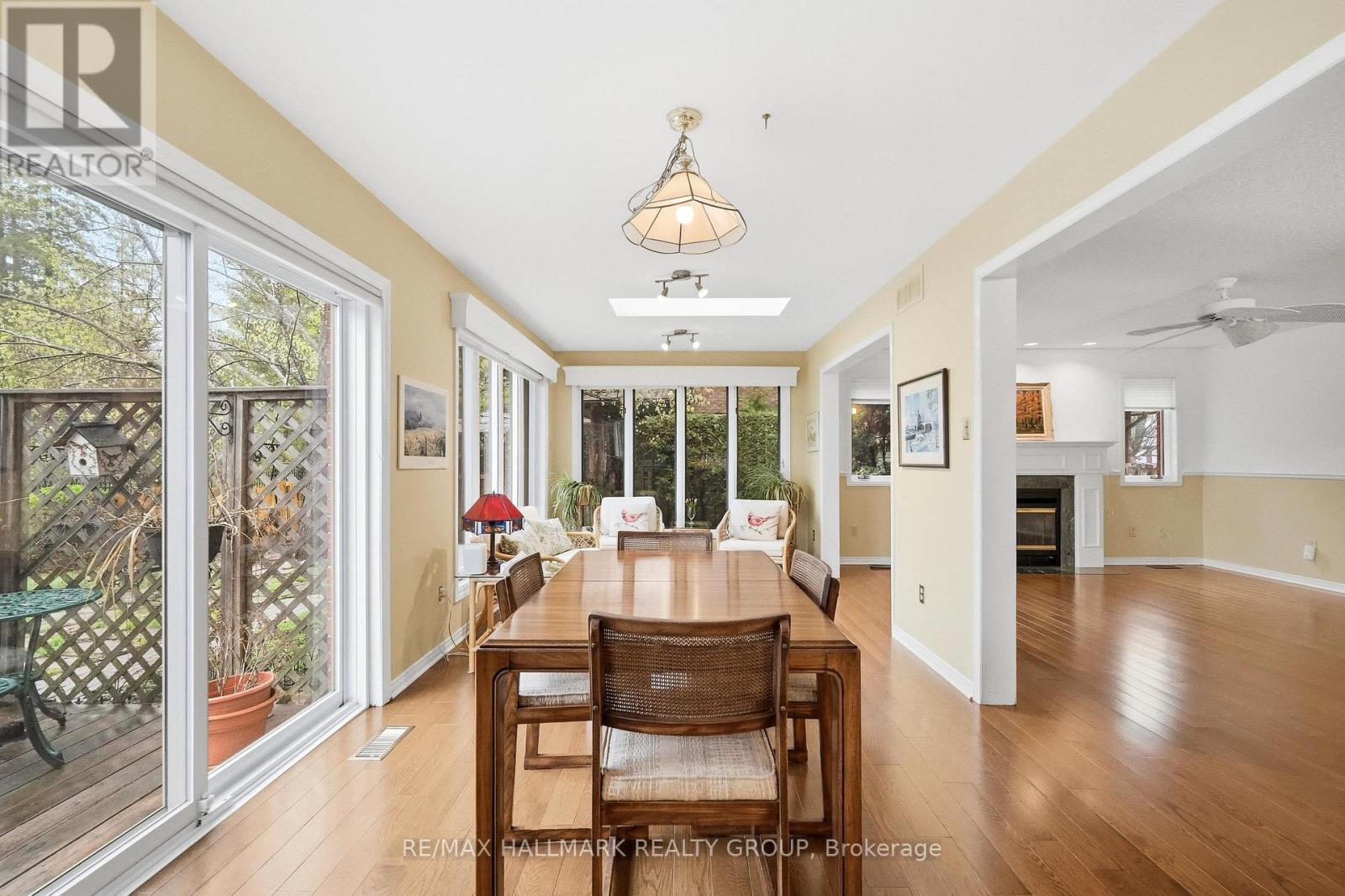 20 HALLDORSON CRESCENT - 15