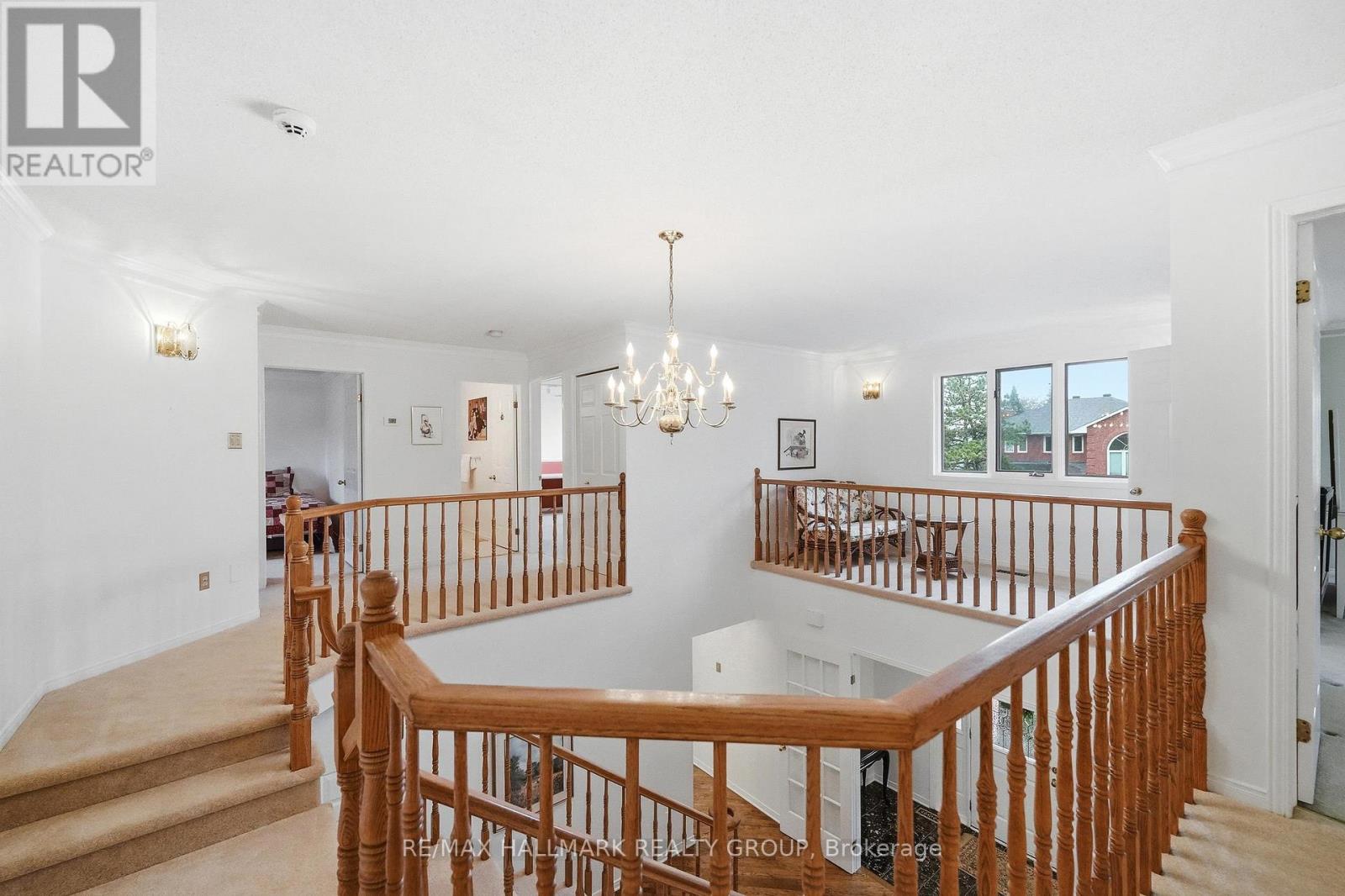 20 HALLDORSON CRESCENT - 26