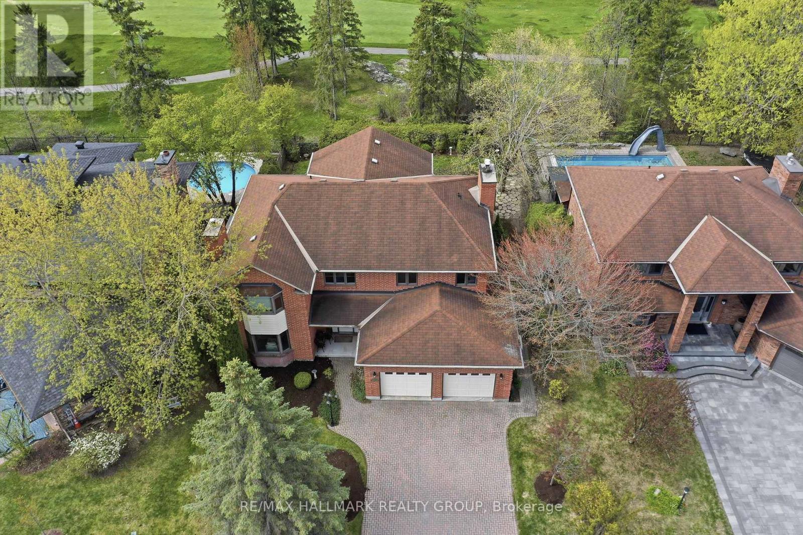20 HALLDORSON CRESCENT - 47