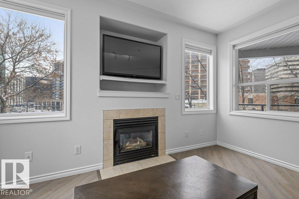 #304 10011 110 ST NW - 22