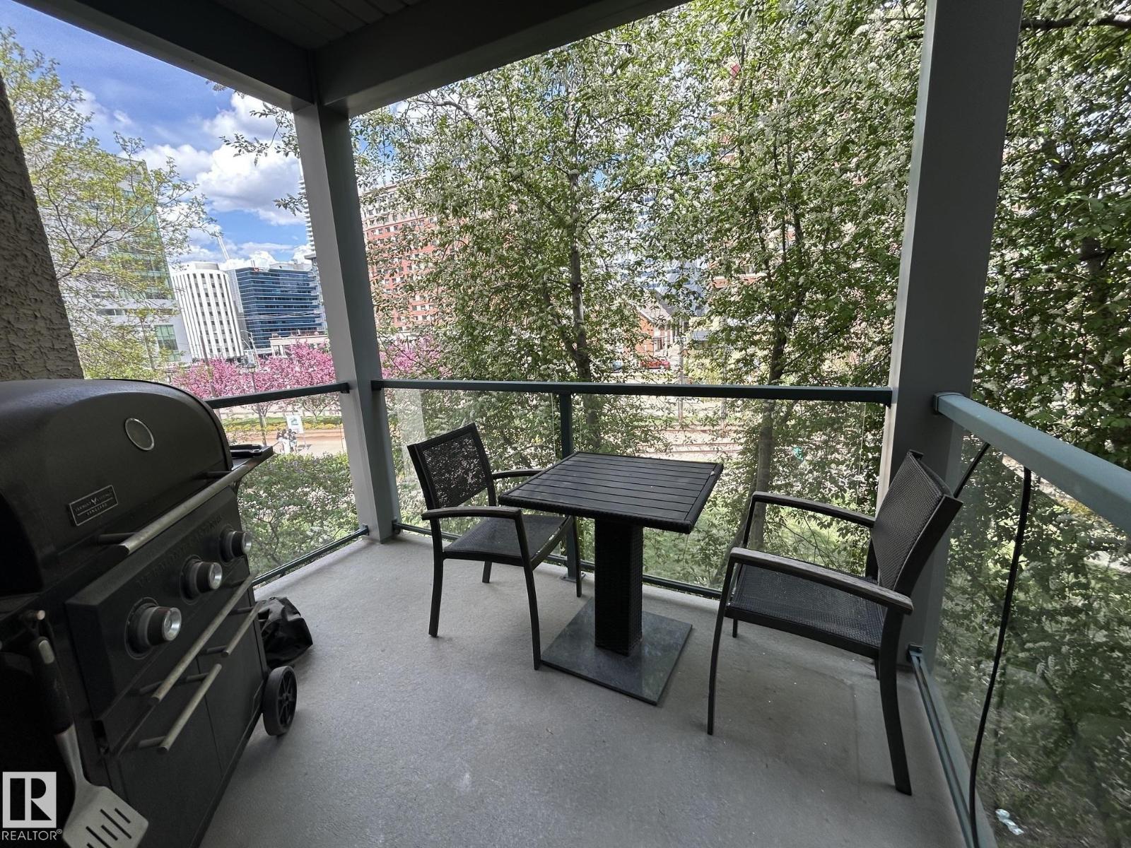 #304 10011 110 ST NW - 35