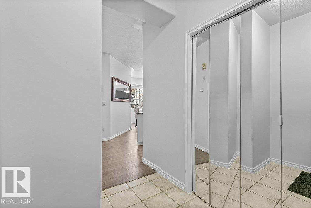 #304 10011 110 ST NW - 6