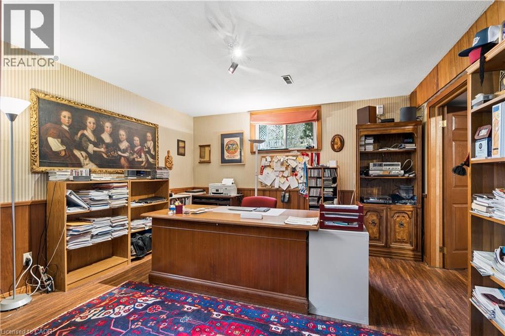 119 EVERT Street - 27