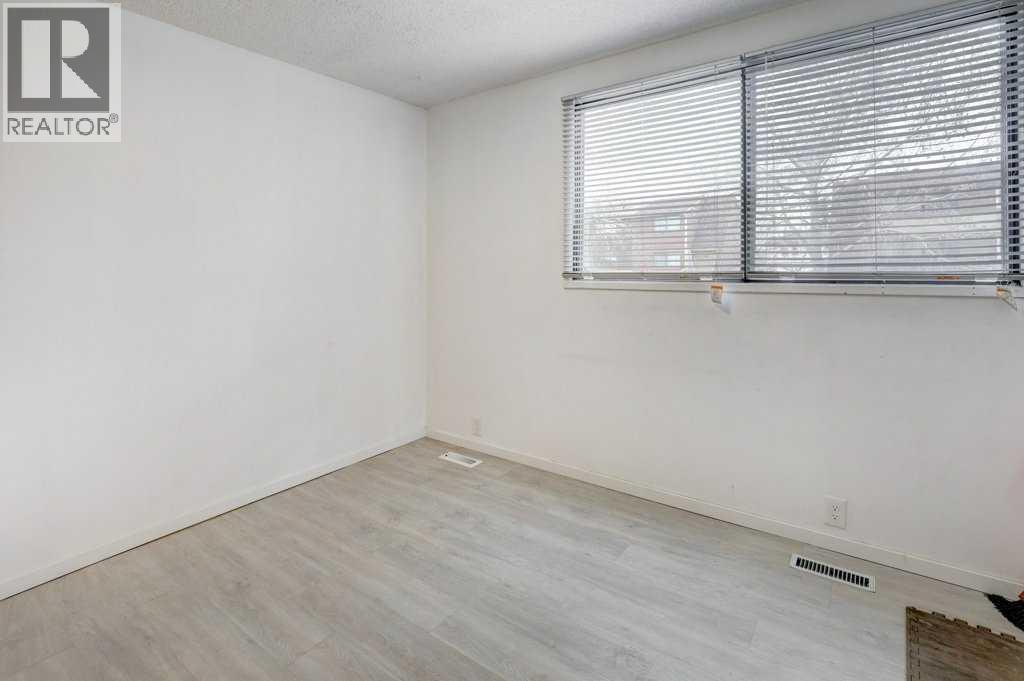 1420 Ranchlands Road NW - 14