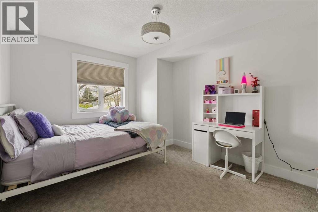 3818 2 Street NW - 33