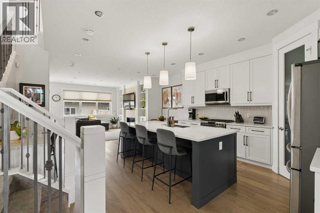 3818 2 Street NW - 7