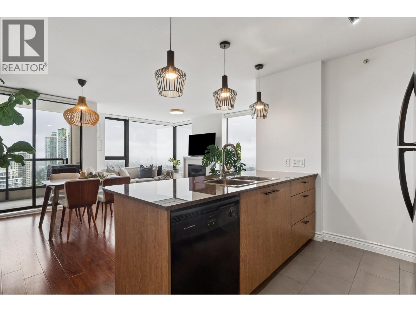2 Bed, 2 Bath Apartment for Sale in Burnaby – 2706 7063 HALL AVENUE, Burnaby – MLS# R3125300 - Image 14