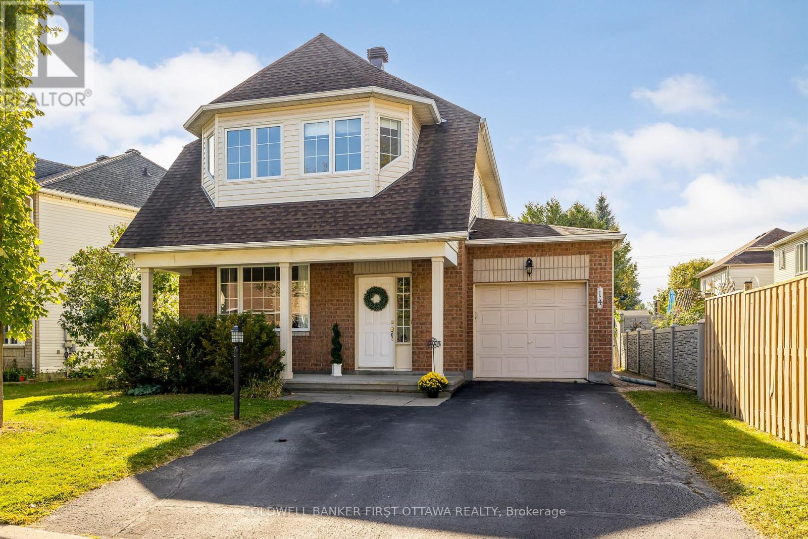 14 VISTAPOINTE DRIVE - 1