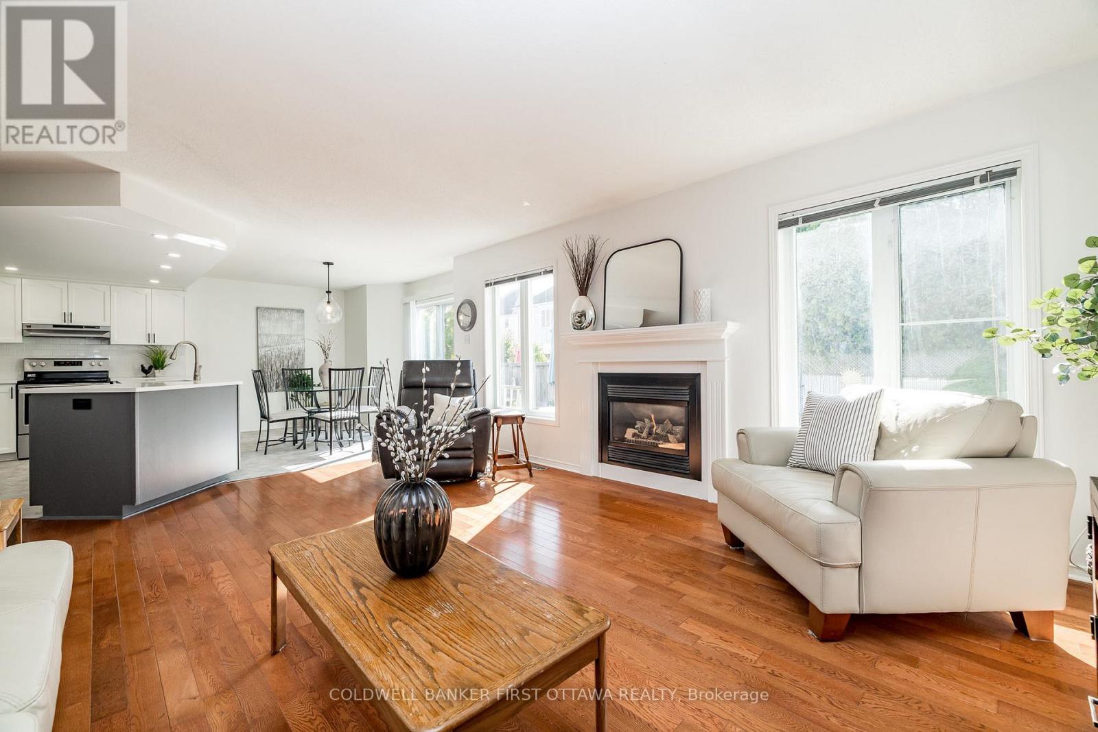 14 VISTAPOINTE DRIVE - 19