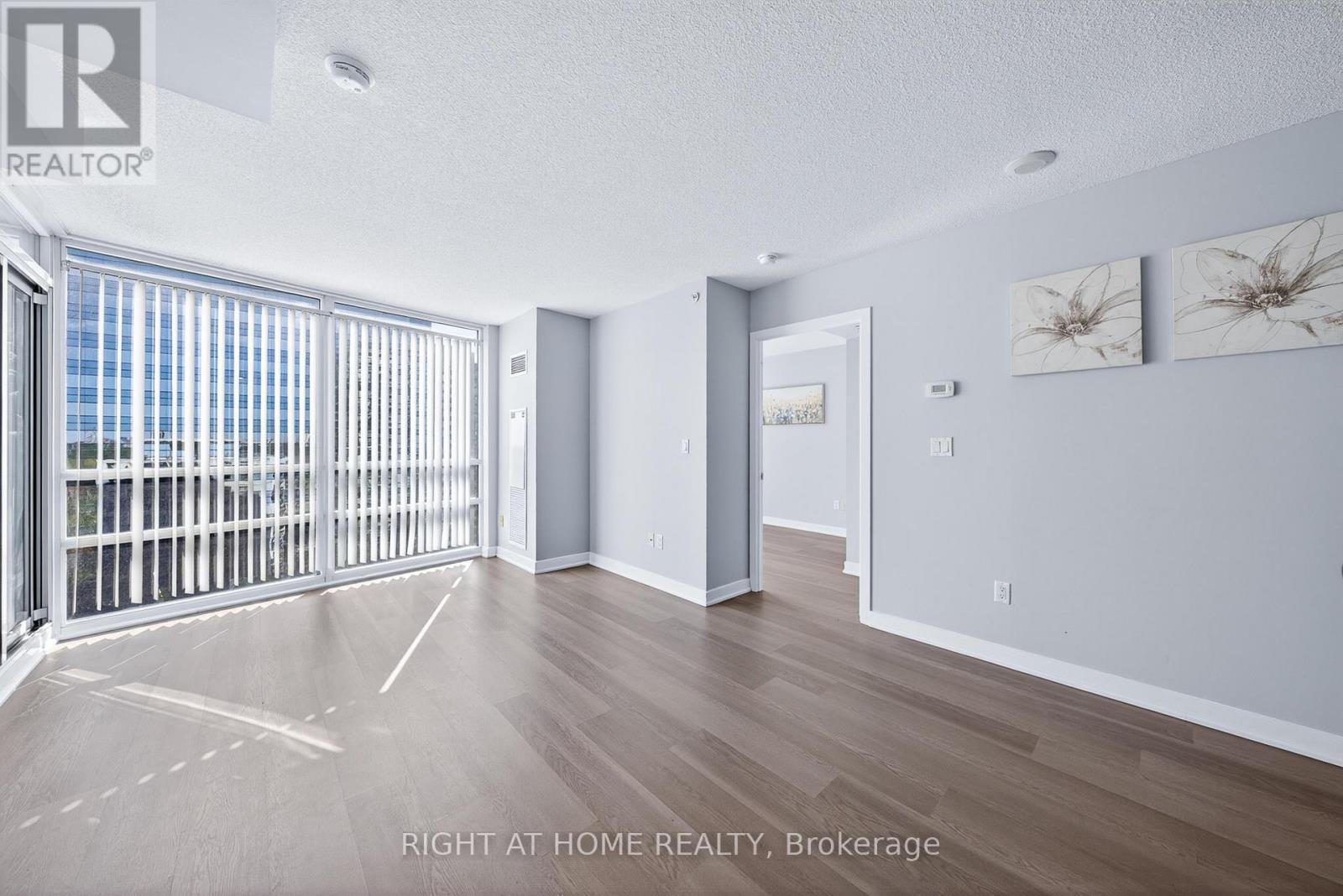 #1307 5740 YONGE STREET - 11