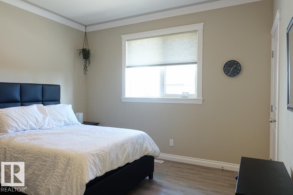 243 GREENFIELD WY - 29