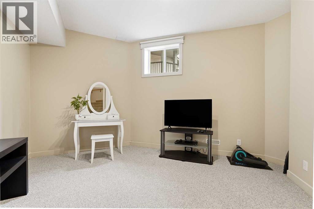 37 Prominence Park SW - 32
