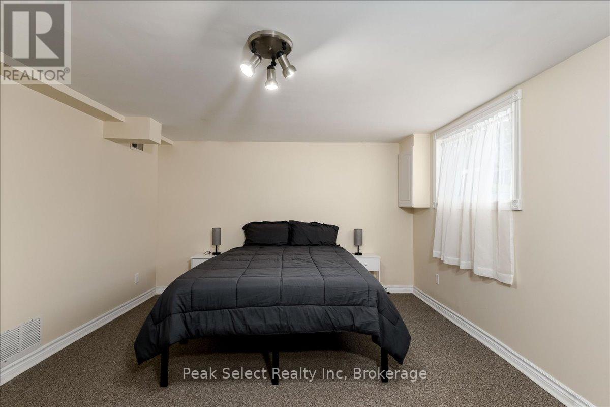 165 THOMAS STREET - 28