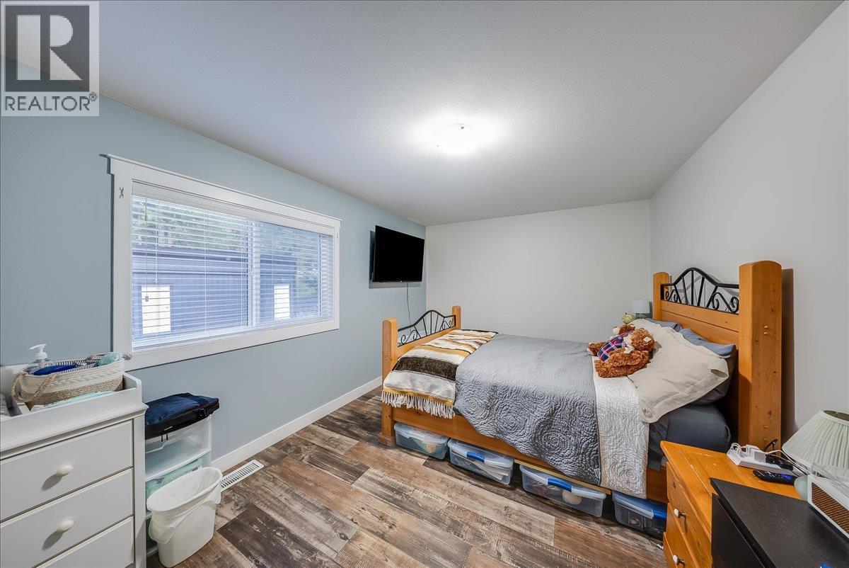 118 LINESS Road - 40