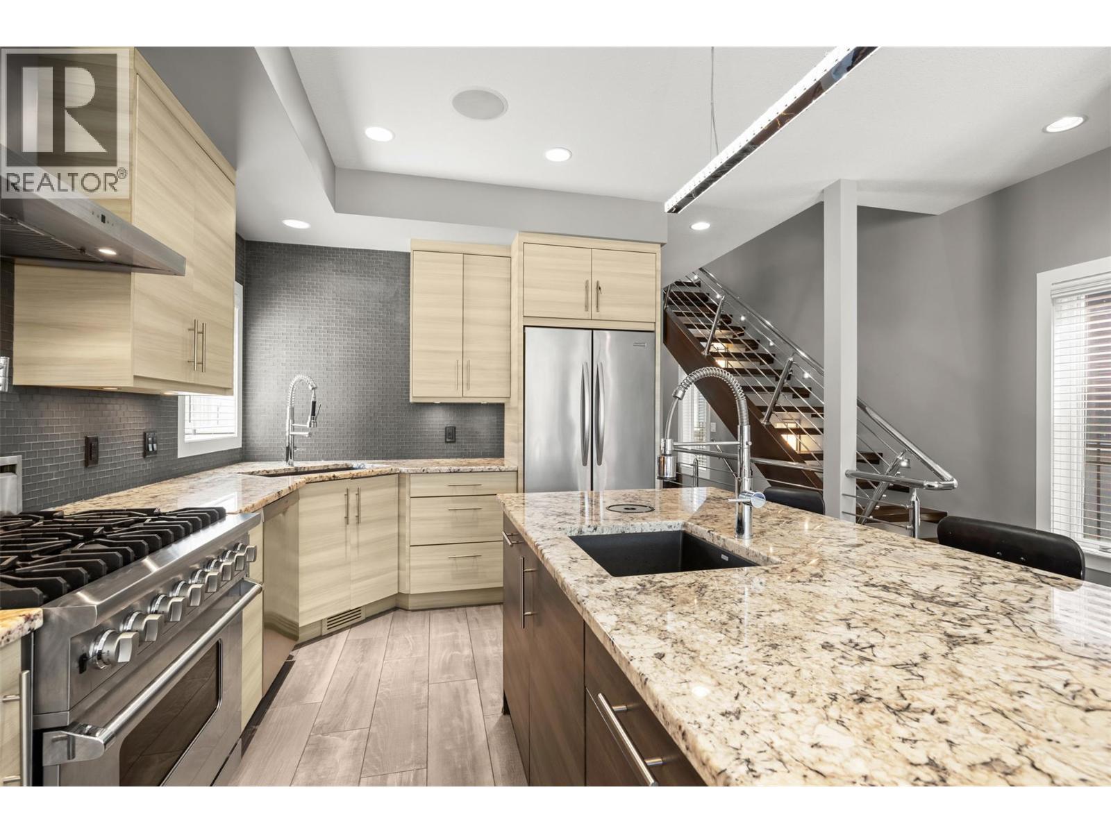 12206 Lakeshore Drive S - 19