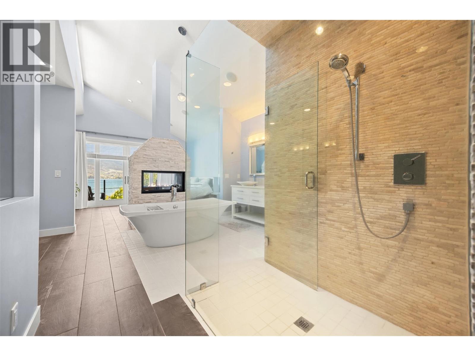 12206 Lakeshore Drive S - 29