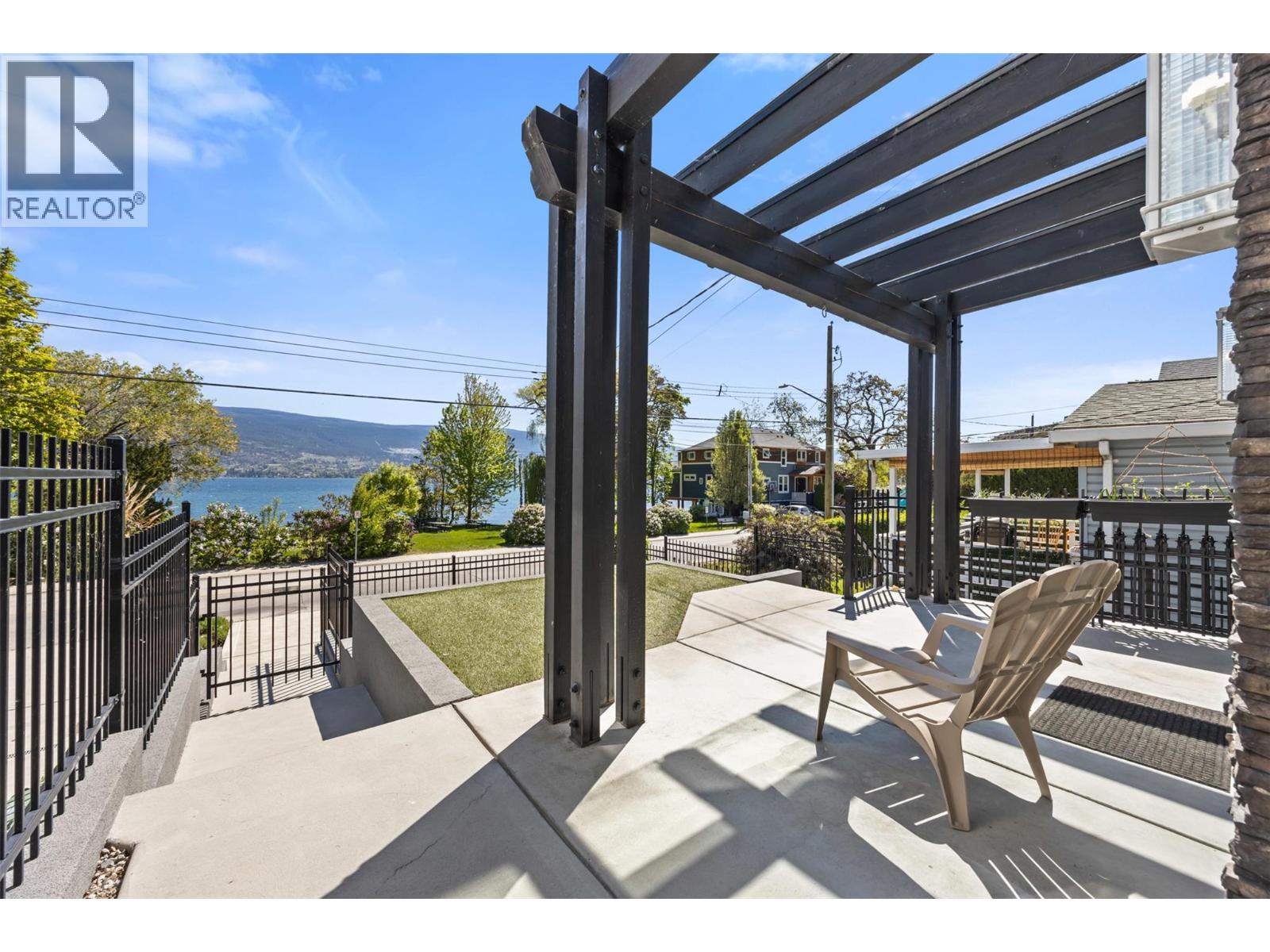 12206 Lakeshore Drive S - Image 2