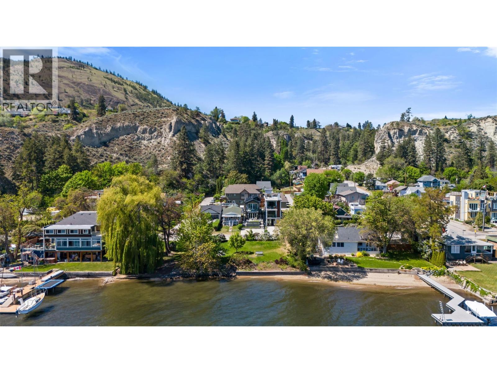 12206 Lakeshore Drive S - 4